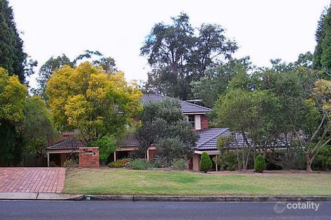 16 Deakin Pl, West Pennant Hills, NSW 2125