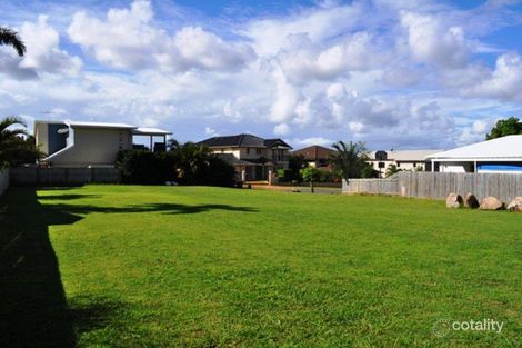 Property photo of 8 Waterfront Place Redland Bay QLD 4165
