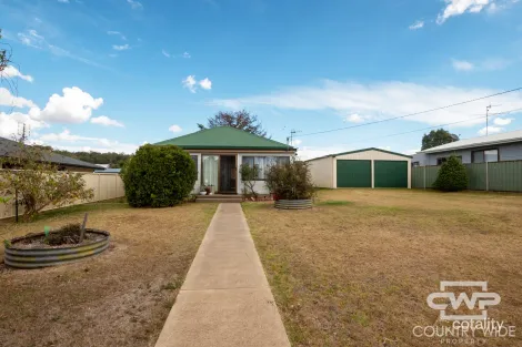 13 Thomas St, Glen Innes, NSW 2370