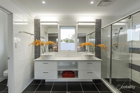 Property photo of 5 Cranston Street Wynnum West QLD 4178