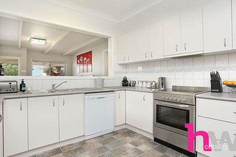 Property photo of 17 Sheridan Street Hamlyn Heights VIC 3215