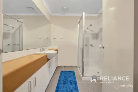 Property photo of 12 Dexter Grove Point Cook VIC 3030
