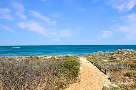 Property photo of 17 Grey Close Dongara WA 6525