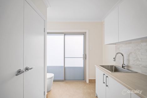 Property photo of 5 Laguna Court Black Head NSW 2430