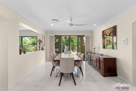 Property photo of 24 Sumner Place Carindale QLD 4152