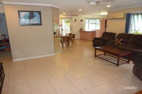 Property photo of 14 Stott Street Bucasia QLD 4750