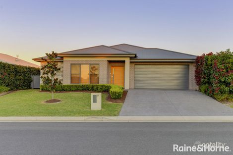 Property photo of 21 Tuscany Boulevard North Tamworth NSW 2340