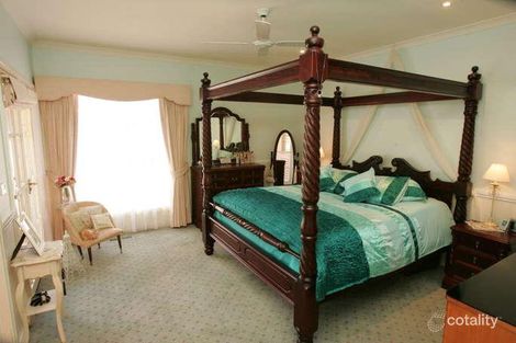 Property photo of 1 Correa Way Sunbury VIC 3429