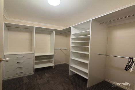 Property photo of 6 Honeyeater Way Pakenham VIC 3810