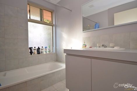 Property photo of 29 Kentia Close Warnbro WA 6169