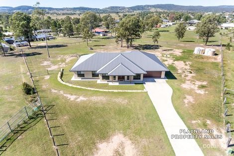 8 Harrington Ct, Kensington Grove, QLD 4341
