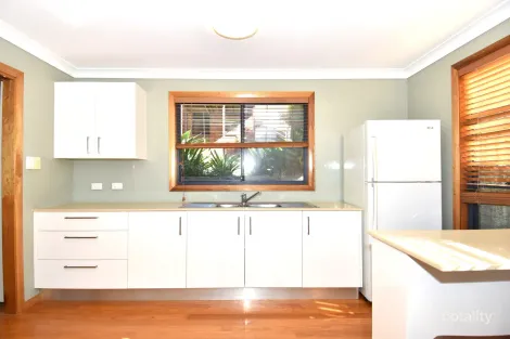 Property photo of 64 Novara Crescent Como NSW 2226