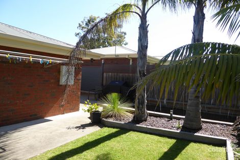 Property photo of 11 Broome Street Lakes Entrance VIC 3909