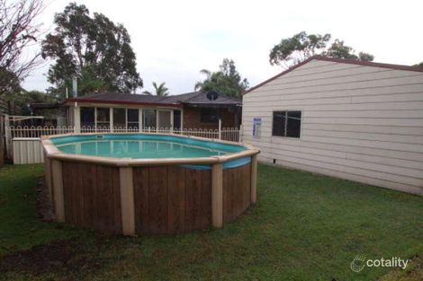 Property photo of 10 Hoskings Crescent Kiama Downs NSW 2533