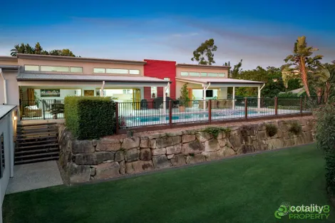 Property photo of 9 Maxwell Place Cashmere QLD 4500