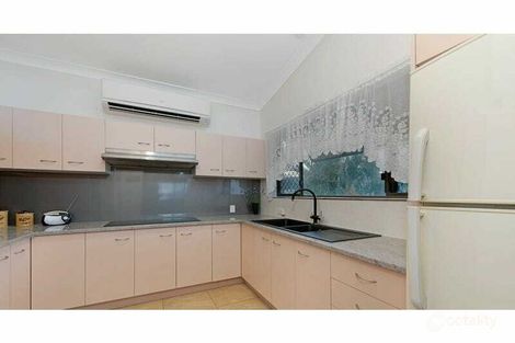 Property photo of 13 Nielson Avenue Burnett Heads QLD 4670
