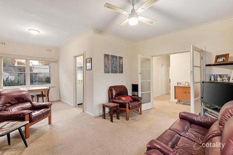 Property photo of 8 Devon Drive Blackburn North VIC 3130