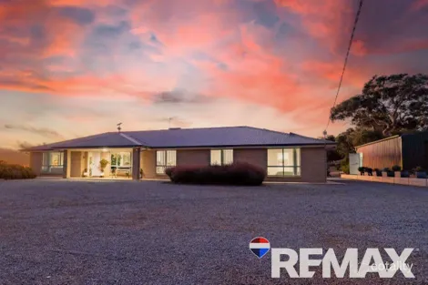 Property photo of 31 Tathra Drive Junee NSW 2663