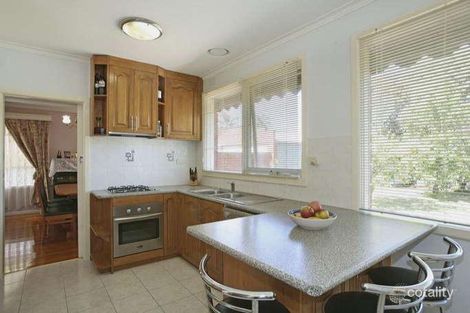 Property photo of 8 Kenjulie Drive Bentleigh East VIC 3165