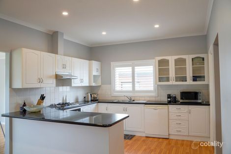 Property photo of 12 Westacott Street Hamilton VIC 3300