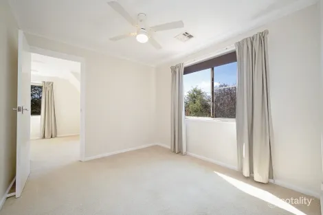 Property photo of 17 Ulverstone Street Lyons ACT 2606