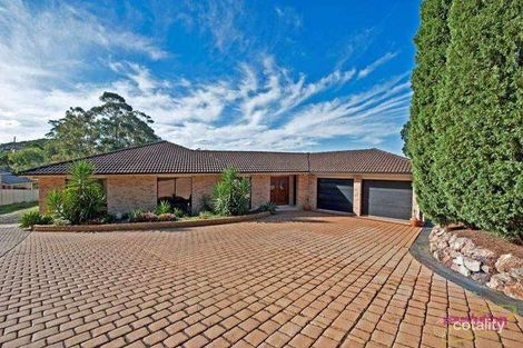 10 Gill St, Mount Hutton, NSW 2290