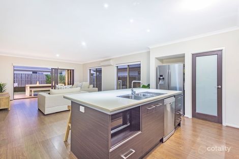 Property photo of 32 Ningaloo Drive Pimpama QLD 4209