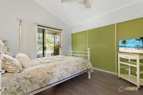 Property photo of 10 Seaview Drive Booral QLD 4655