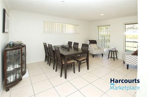 Property photo of 143 Englefield Road Oxley QLD 4075