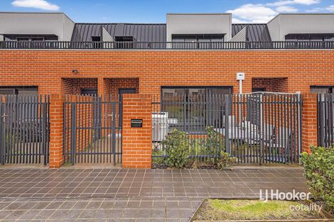 10 Patena Walk, Pakenham, VIC 3810