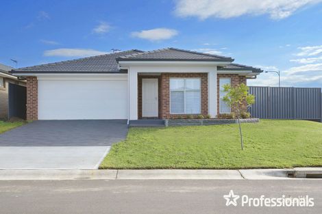 Property photo of 2 Abidi Street Spring Farm NSW 2570