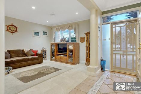 Property photo of 8 Newminster Way Point Cook VIC 3030