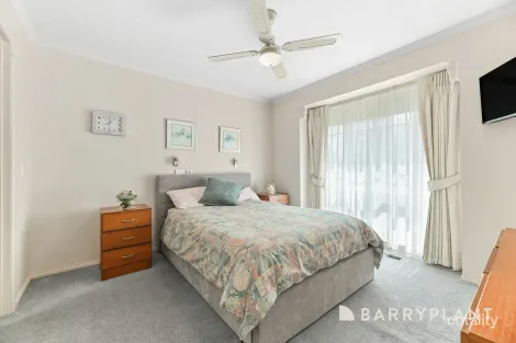 Property photo of 25 Denver Drive Narre Warren VIC 3805