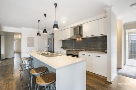 Property photo of 17 Atlas Drive Cranbourne West VIC 3977