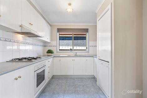 Property photo of 13 Blackbird Circuit Lara VIC 3212