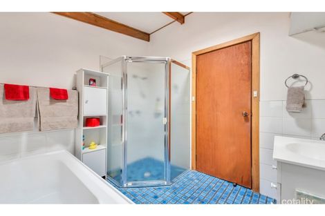 Property photo of 24 Chapman Crescent Mount Barker SA 5251