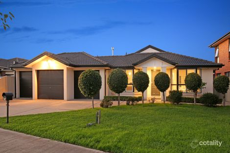 16 Hume Dr, Sydenham, VIC 3037