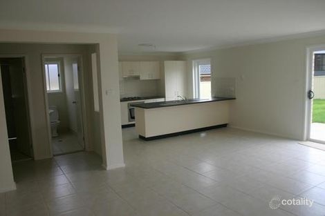 Property photo of 19 Endeavour Circuit Harrington Park NSW 2567