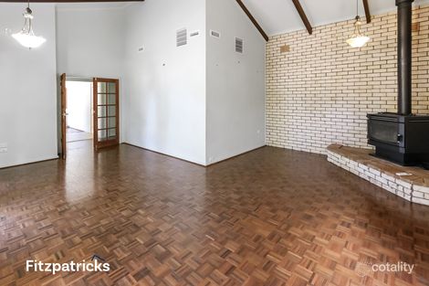 Property photo of 8 Birch Road Lake Albert NSW 2650