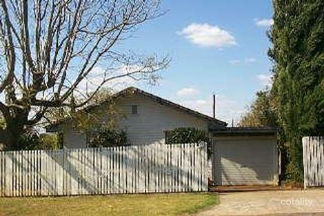 Property photo of 11 Ross Street Mount Lofty QLD 4350