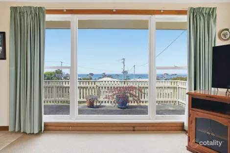 Property photo of 2 Barnett Crescent Bridport TAS 7262