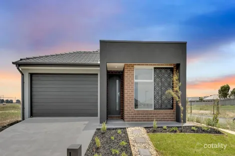 352 Charlemont Rd, Armstrong Creek, VIC 3217