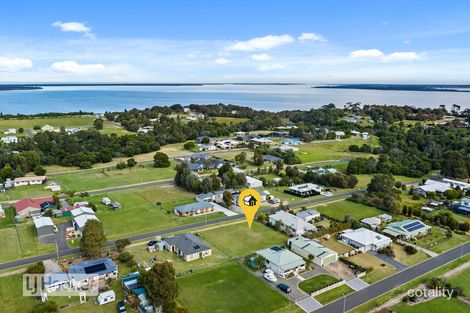 Property photo of 8 Falcon Grove Metung VIC 3904