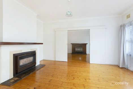 Property photo of 2 Kendall Close Hamlyn Heights VIC 3215