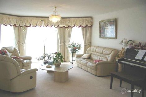 Property photo of 9 Melfin Drive Hillside VIC 3037