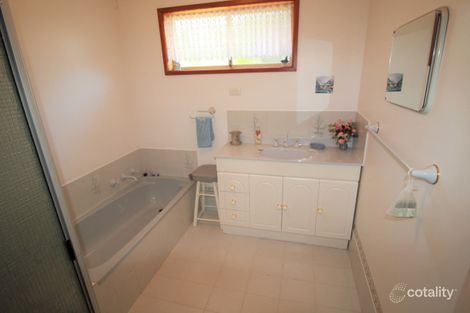 Property photo of 6 Florence Avenue Narrogin WA 6312