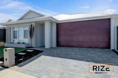 Property photo of 35 Scenograph Drive Sinagra WA 6065