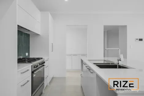 Property photo of 35 Scenograph Drive Sinagra WA 6065