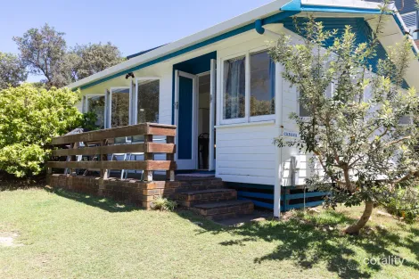 Property photo of 13 Mooloomba Road Point Lookout QLD 4183