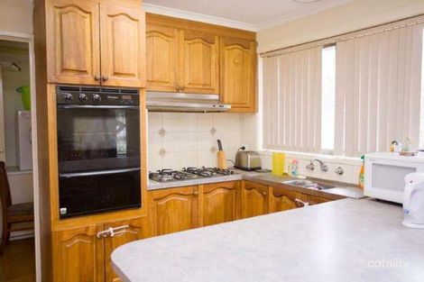 Property photo of 1 Beverley Close Frankston VIC 3199